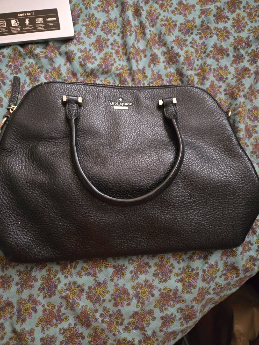 Kate Spade  black leather handbag medium size crossbody EUC